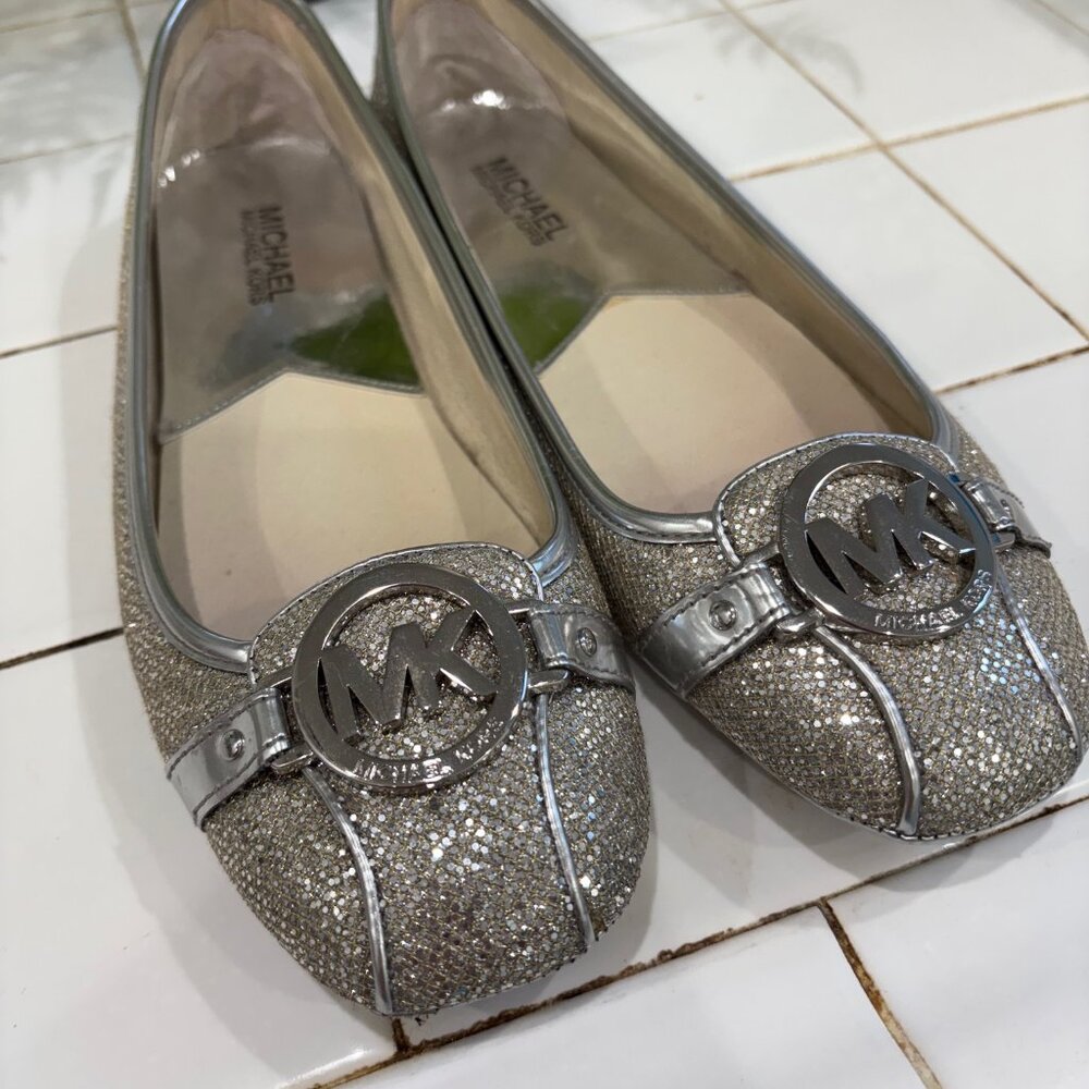 Michael Kors Fulton flats in silver metallic glitter